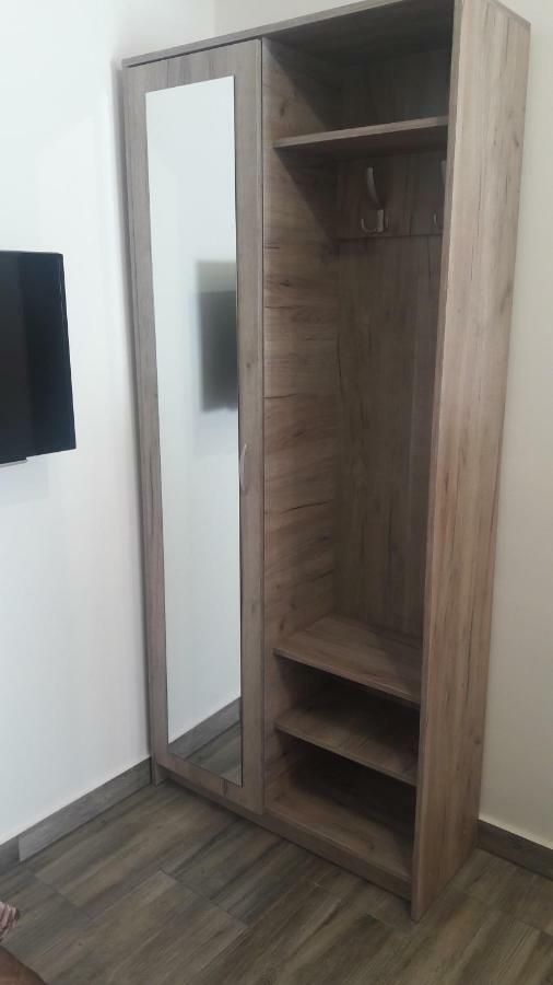 Apartman Baraka ชิเบนิก ภายนอก รูปภาพ